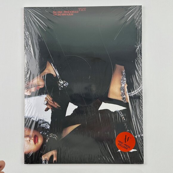 Red Velvet Irene & Seulgi TILT Photobook Ver – 2nd Mini Album CD Photobook Photo - Picture 1 of 4